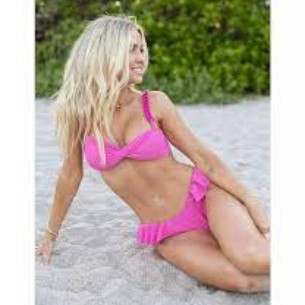 Gianni Bini x Jess Southern Solid Ribbed Ruffle Hipster Swim Bottom